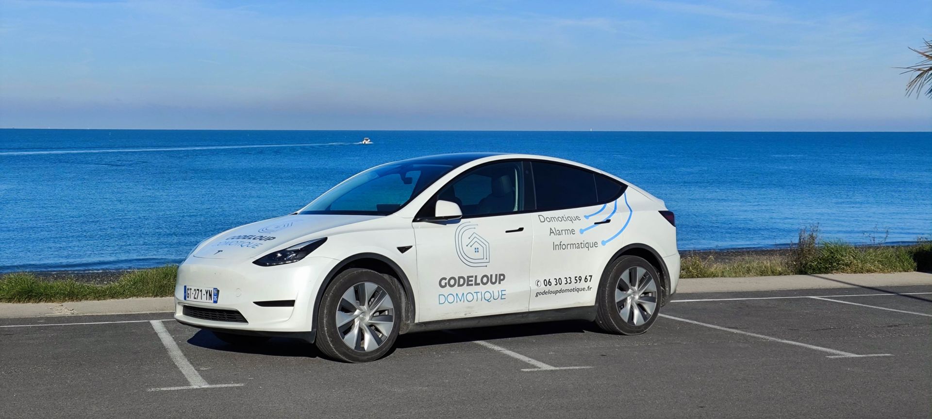 Vehicule Godeloup Domotique Vitre